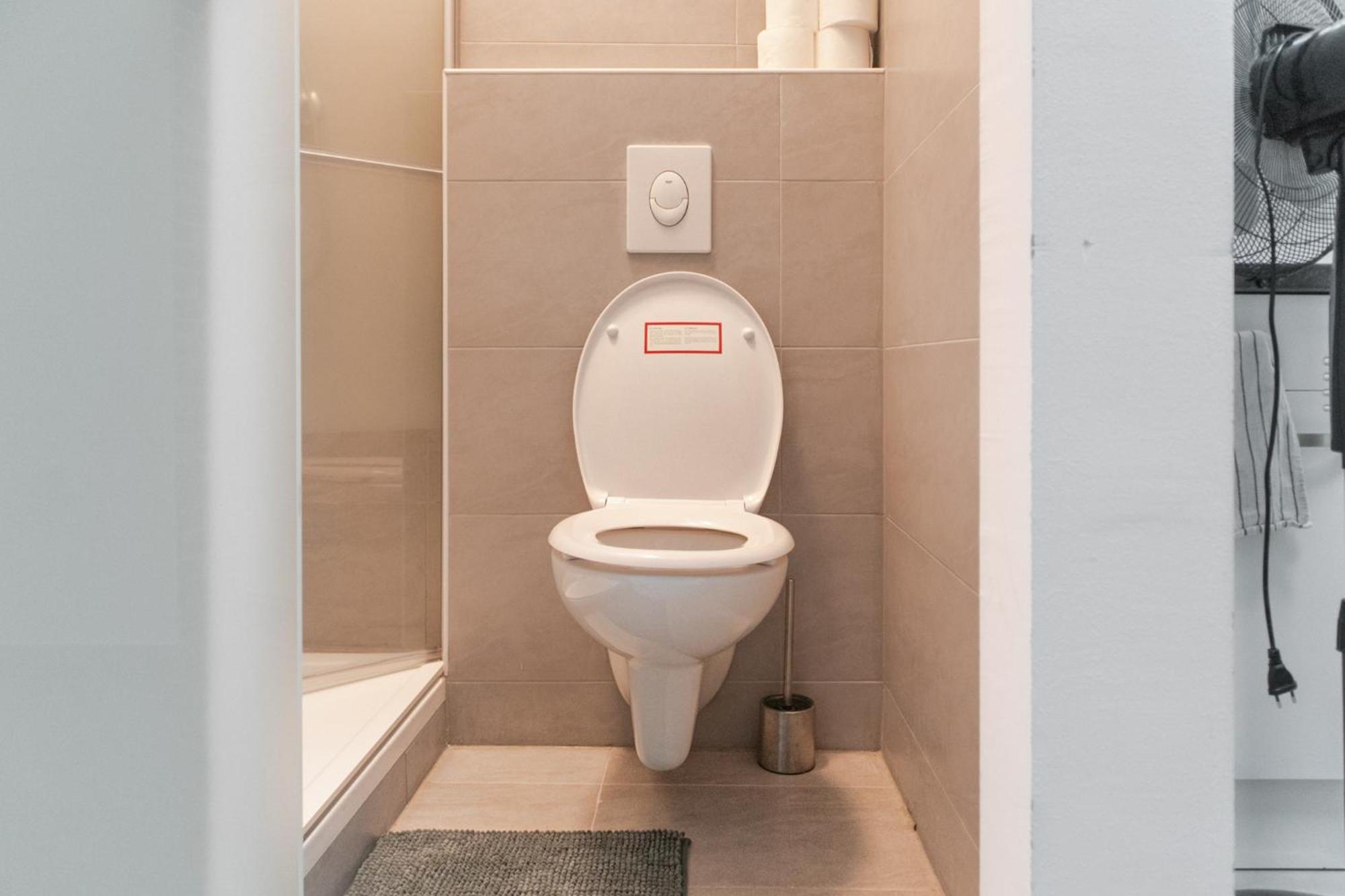 Budget City Stay - Near Wiener Stadthalle Ideal For Longstays 外观 照片